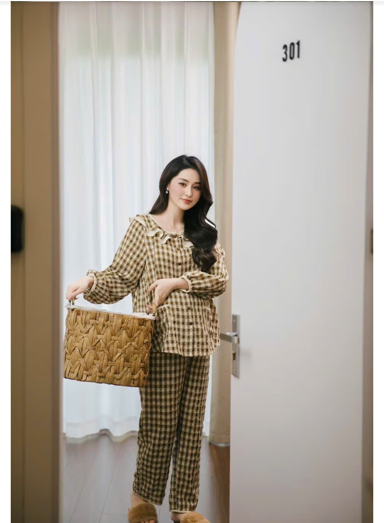Bộ Đồ Bầu Và Sau Sinh Dài Tay Cao Cấp Azuno B68 Chất Liệu Đũi Xốp Mặc Cực Mát