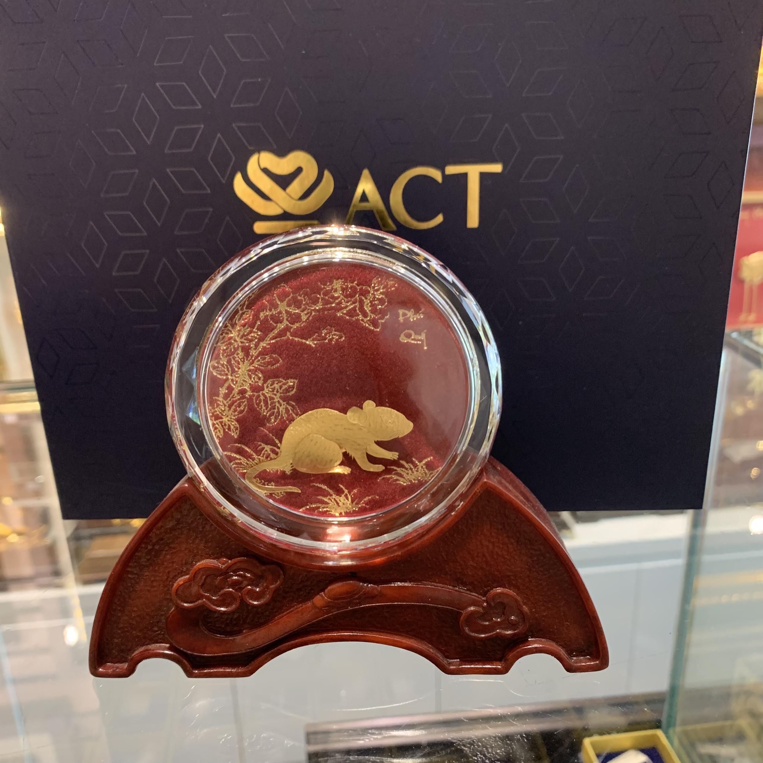 Chặn Giấy - Tý ACT Gold