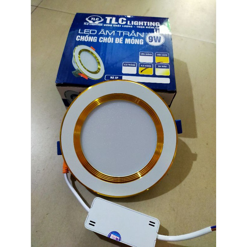 Đèn led âm trần 3 chế độ 9w/135 viền vàng