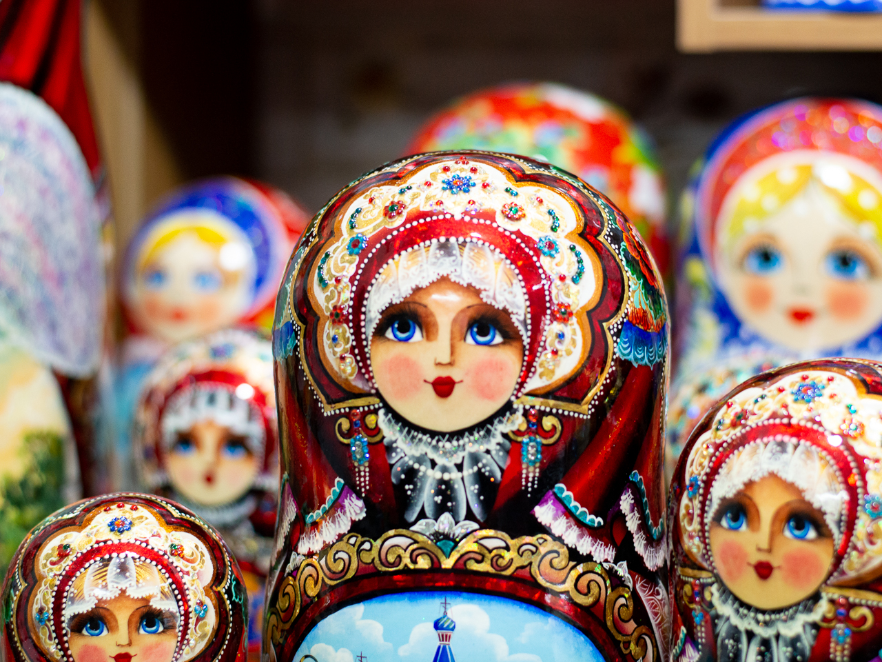 BỘ BÚP BÊ NGA MATRYOSHKA 10 LỚP CAO 26CM CAO CẤP HOA VĂN "PHONG CẢNH SAINT PETERSBURG" CỰC ĐẸP VÀ SANG TRỌNG