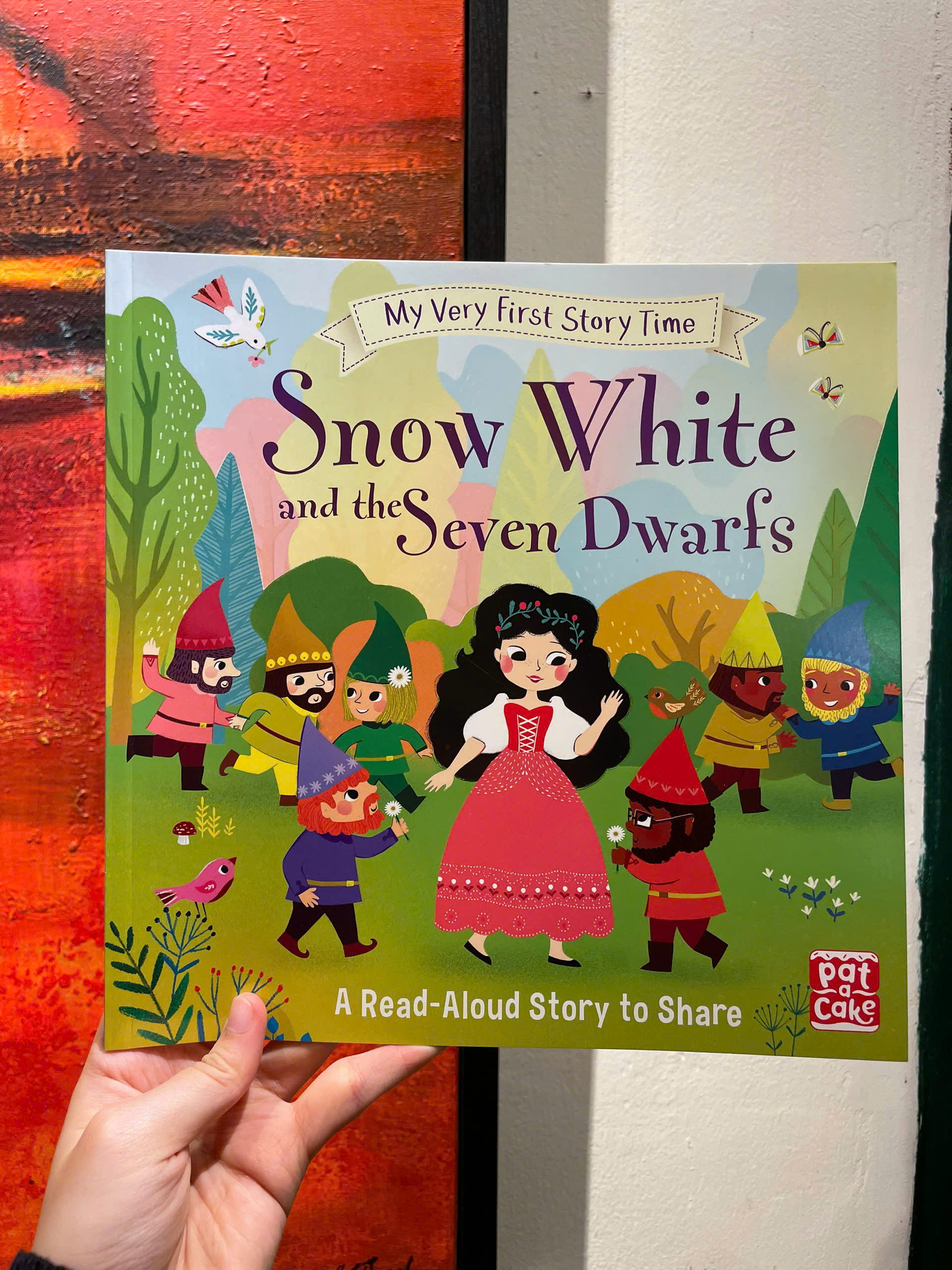 Sách - Snow White and the Seven Dwarfs: Fairy Tale by Ronne Randall