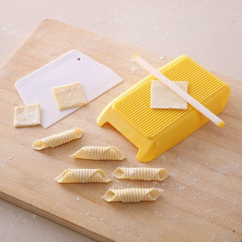 3 Set Spaghetti Macaroni Pasta Maker Rolling Pin Baby Food Supplement Molds Macaroni Making Mold Manual Kitchen Accessories