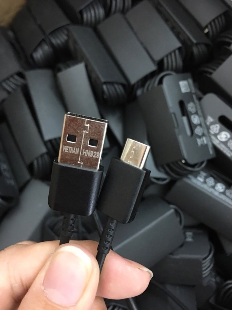 Cáp dữ liệu,cáp sạc nhanh USB S8,S9 Type C màu đen,  dùng cho máy Samsung, Huawei, Oppo Dài 1.2m