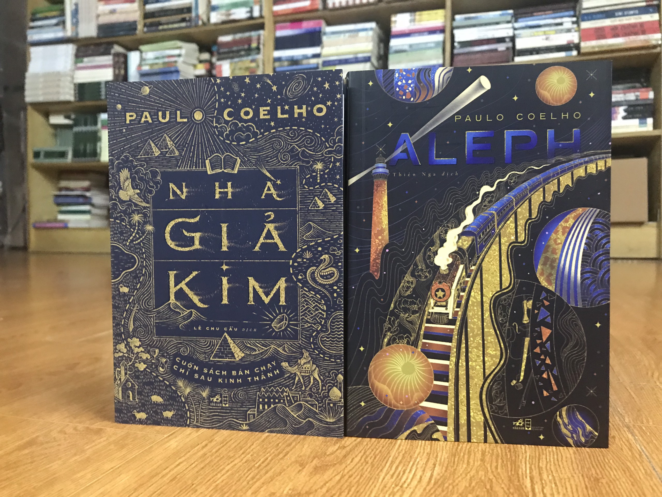 Combo sách của nhà văn nổi tiếng PAULO COELHO: NHÀ GIẢ KIM + ALEPH (Một Chuyến Hành Hương Của Chàng Santiago Trong Đời Thực) tặng kèm bookmark