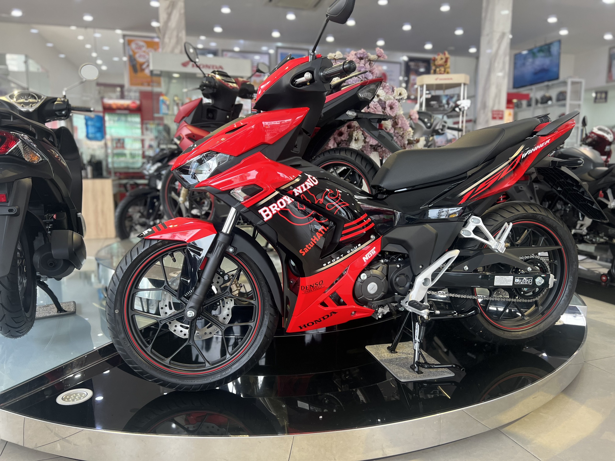 Xe Máy Honda Winner X 150cc Phiên Bản Tiêu Chuẩn 2022_Đỏ