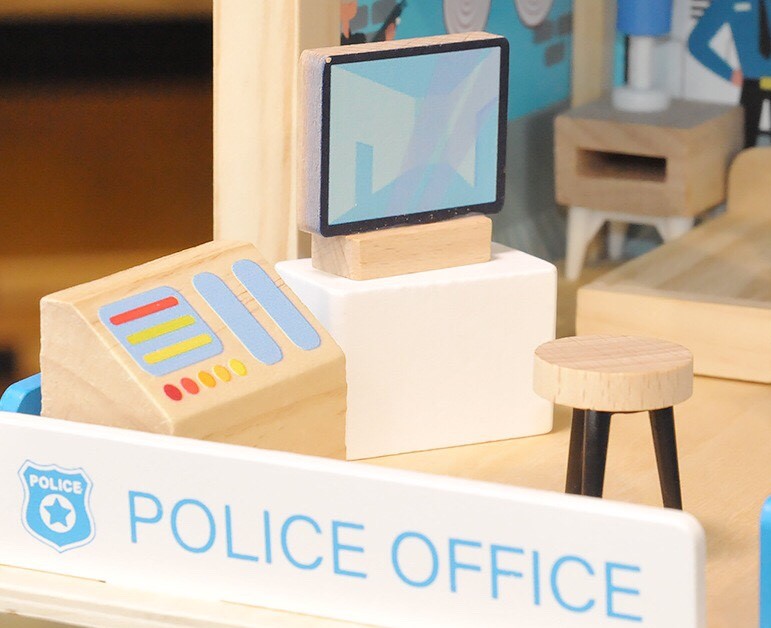 Đồ chơi mô hình phòng cảnh sát tí hon bằng gỗ cho bé