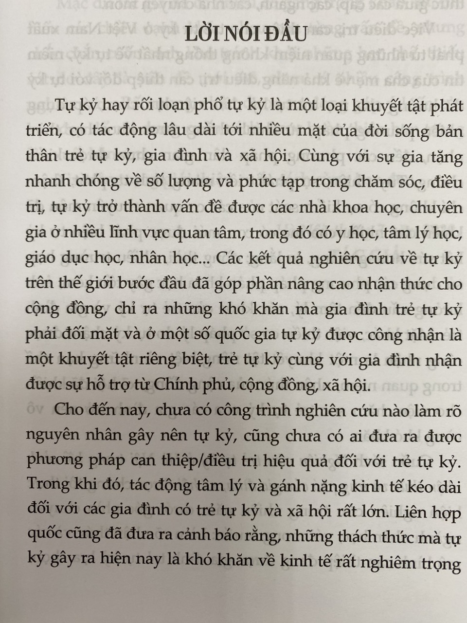 Nghiên cứu trẻ tự kỷ ở Hà Nội trong bối cảnh nhận thức và ứng phó của Gia đình, Xã hội