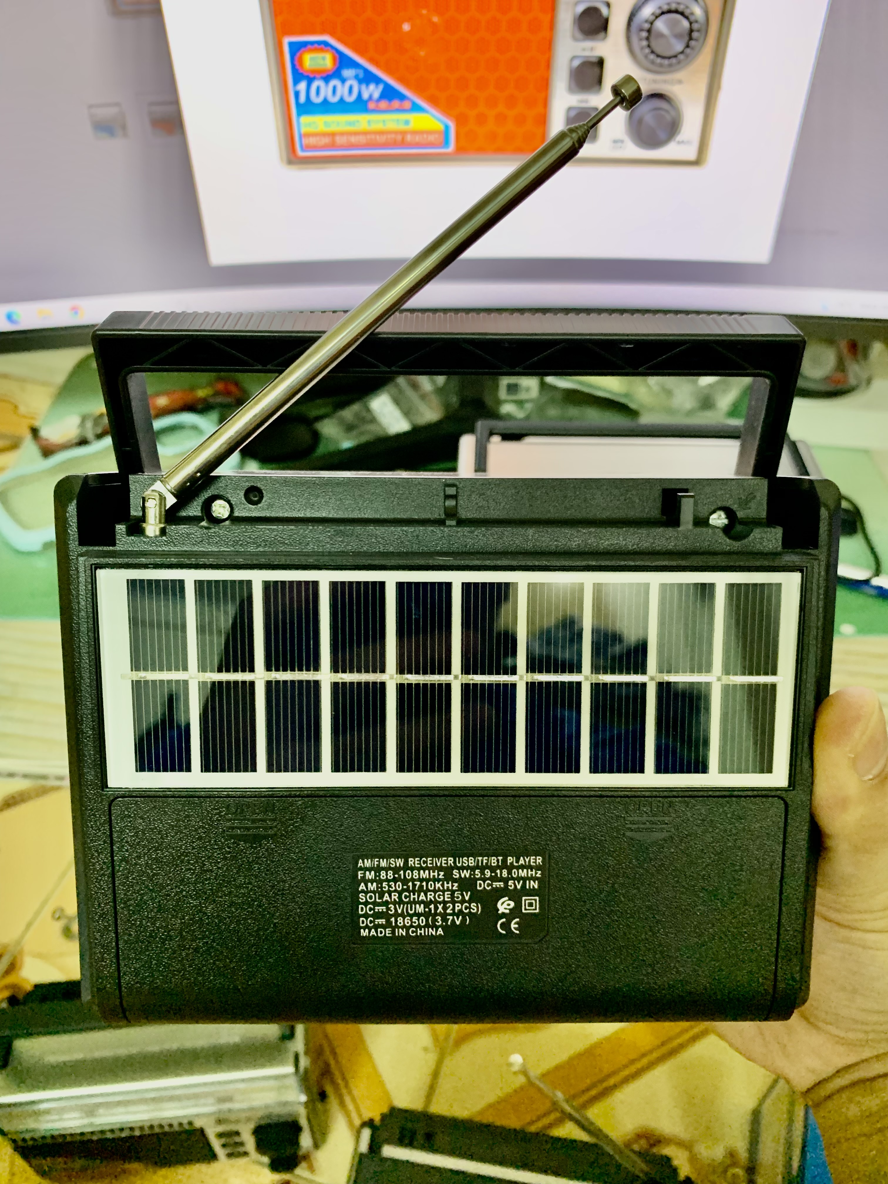 Đài radio 310BT Chất Lượng Tốt Am/Fm/Sw Đa Chức Năng Radio Với USB/Khe Cắm SD -kết nôi Bluetooth -tích hợp pin sạc-Hàng Chính Hãng