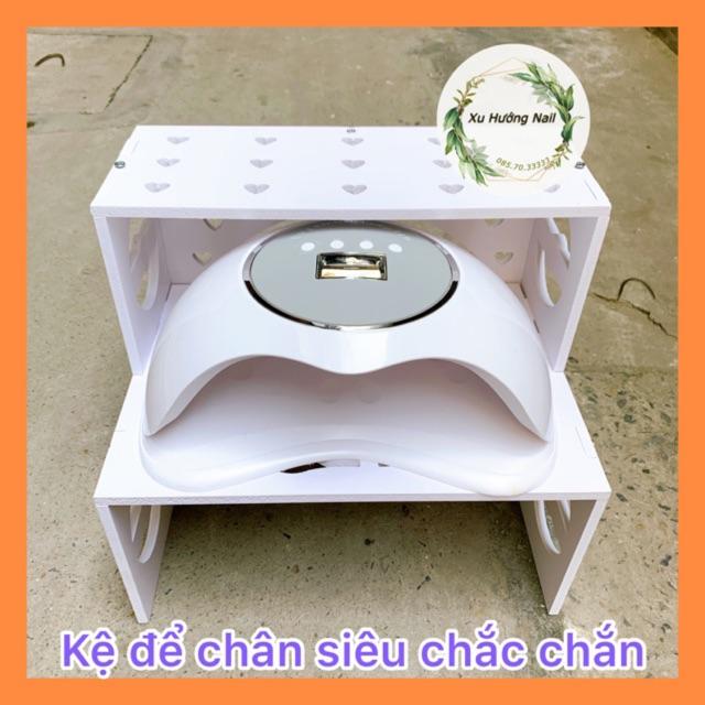 Kệ để chân làm móng (hình mèo thần tài) - kệ pvc chống nước