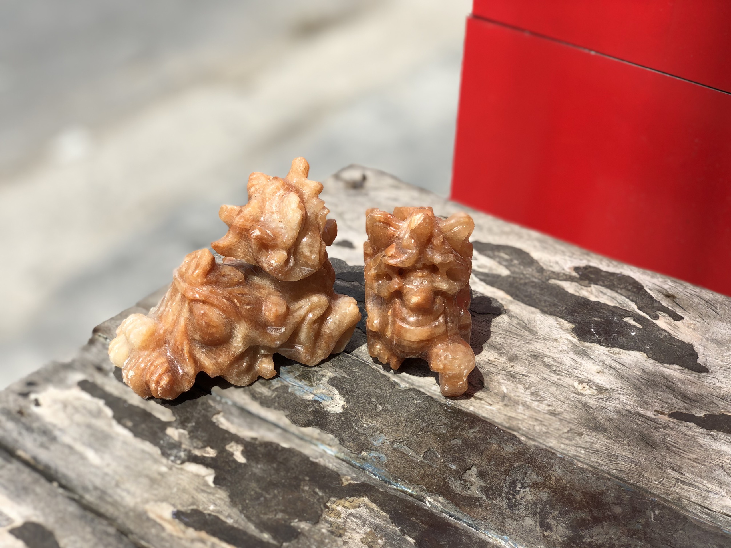 Tỳ hưu đá vân gỗ tài lộc 10cm để bàn làm việc
