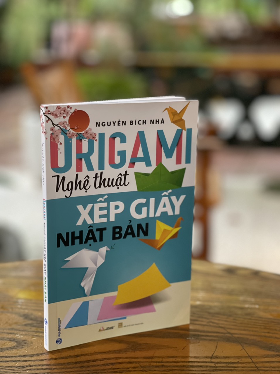 ORIGAMI NGHỆ THUẬT XẾP GIẤY NHẬT BẢN – Nguyễn Bích Nhã - Văn Lang- NXB Hồng Đức