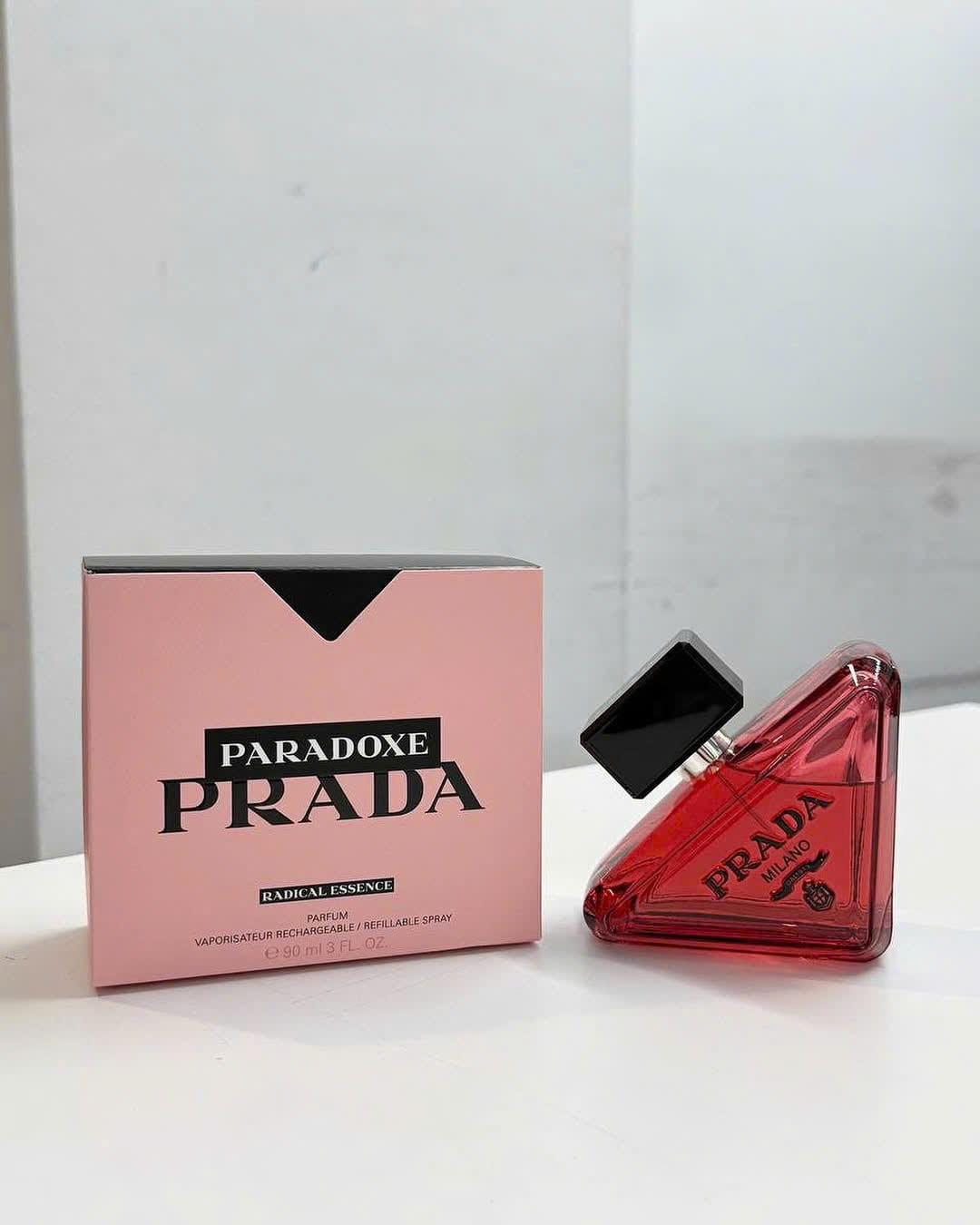 Nước Hoa Nữ Prada Paradoxe Radical Essence Parfum 90ml