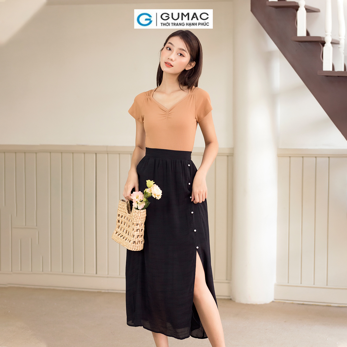Chân váy maxi xẻ tà trước phong cách thời thượng thời trang GUMAC VD06037