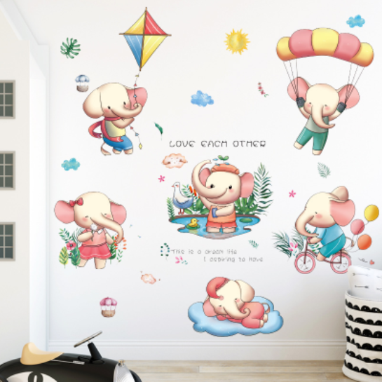 Decal trang trí tường - Những chú voi con