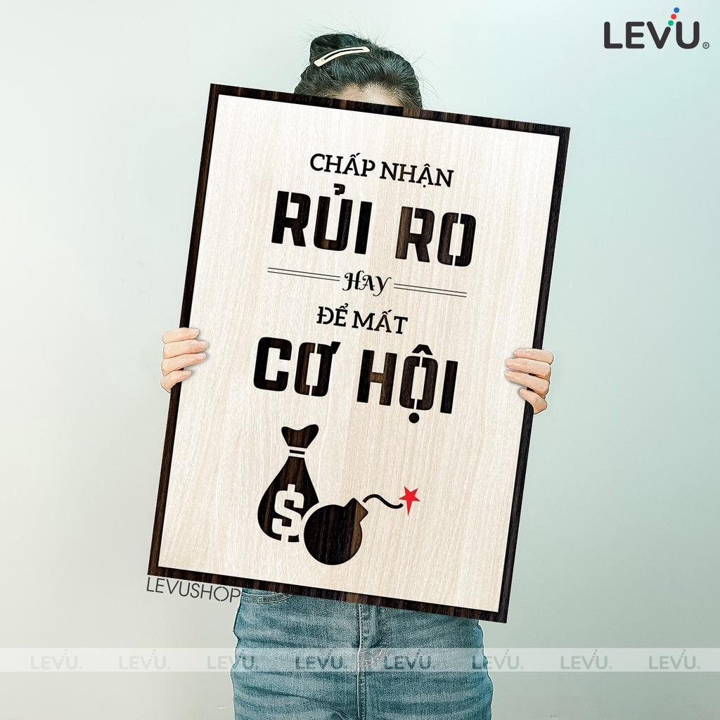 Tranh treo tường văn phòng LEVU121: Chấp nhận rủi ro hay để mất cơ hội