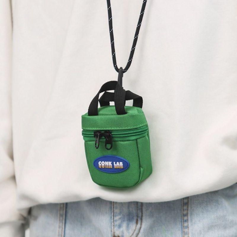Túi chéo mini thời trang dành cho nam và nữ thiết kế vừa đeo vừa có thể móc vô balo hoặc túi xách siêu xinh TA078