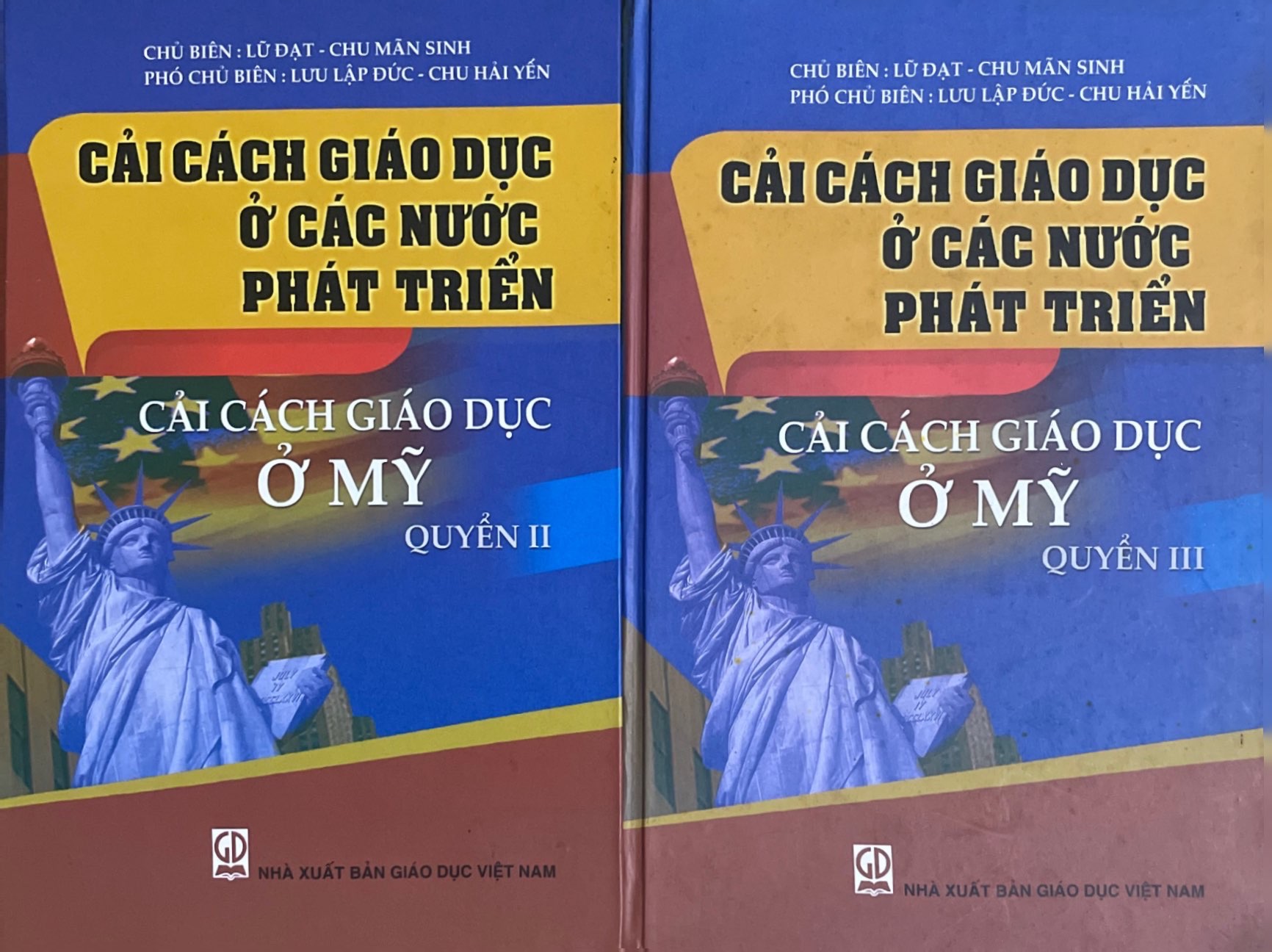 Combo 2 cuốn Cải cách giáo dục ở các nước phát triển - Cải cách giáo dục ở Mỹ Quyển II + Q III