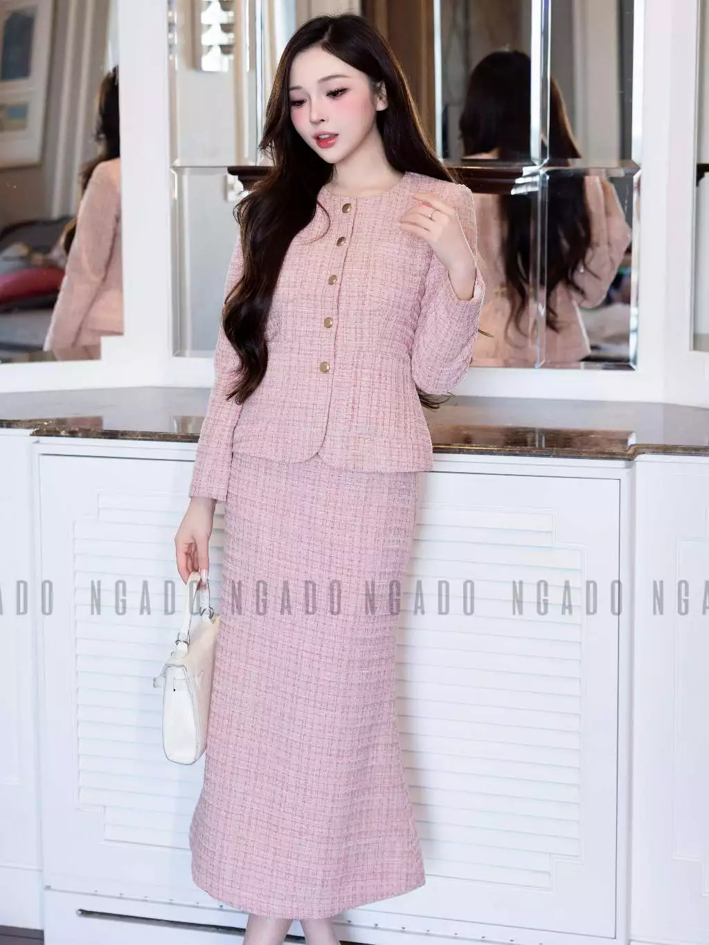 Set áo váy tweed hồng NGADO , set áo kèm chân váy đuôi cá