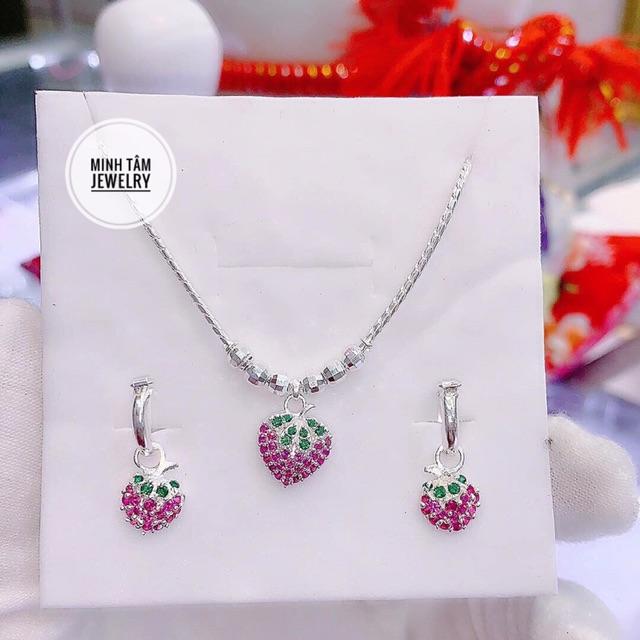Bông tai dâu tây bạc ta cho bé