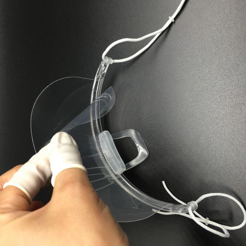 KHẨU TRANG NHỰA CHO THỢ XĂM