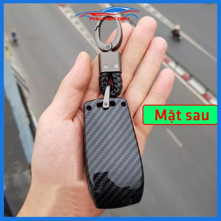 Ốp vỏ bọc chìa khóa xe Mercedes E-Class, GLC-Class 3 nút sợi nhựa cacbon kèm móc treo Inox