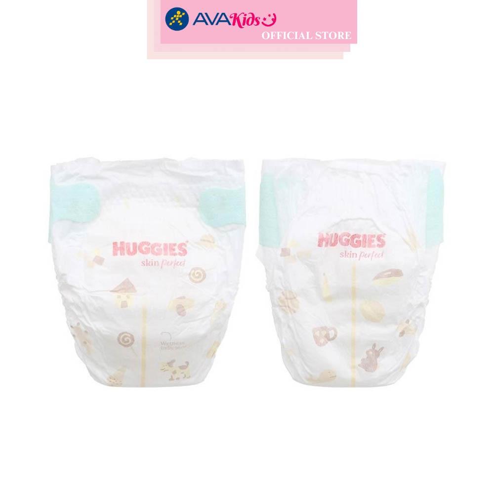Tã dán Huggies Skin Perfect size NB 70 + 6 miếng (Dưới 5 kg) - Giao bao bì ngẫu nhiên