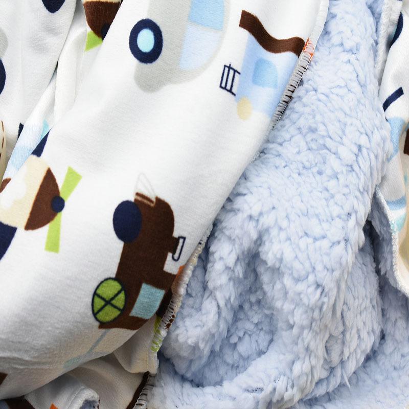 Chăn Cho Bé Mới Làm Dày 2 Lớp Nỉ Mặc Trẻ Sơ Sinh Đầm Bebe Bao Bọc In Hình Bé Sơ Sinh Gối