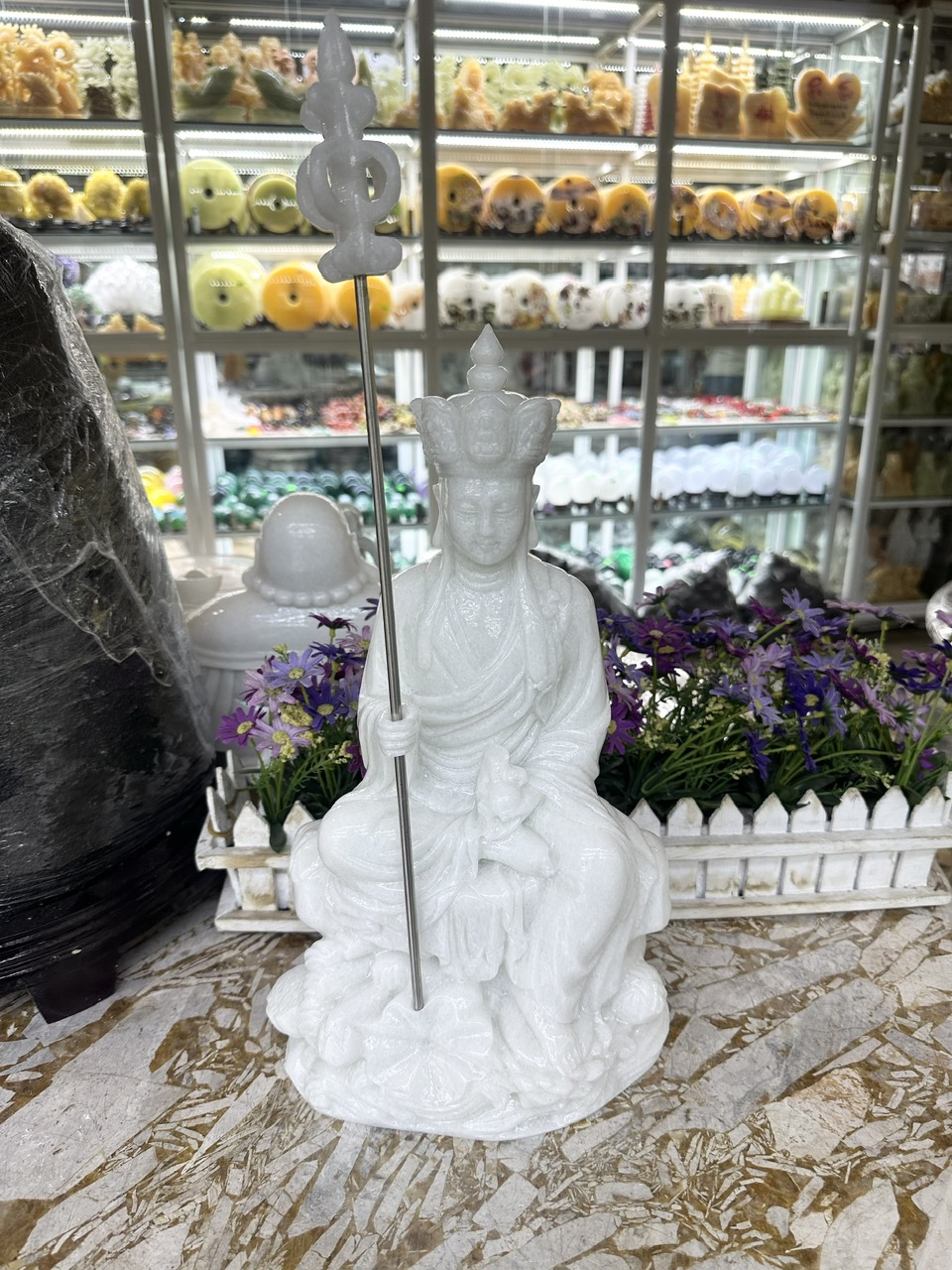 Tượng địa tạng vương bồ tát ngồi đài sen đá cẩm thạch trắng - Cao 40 cm