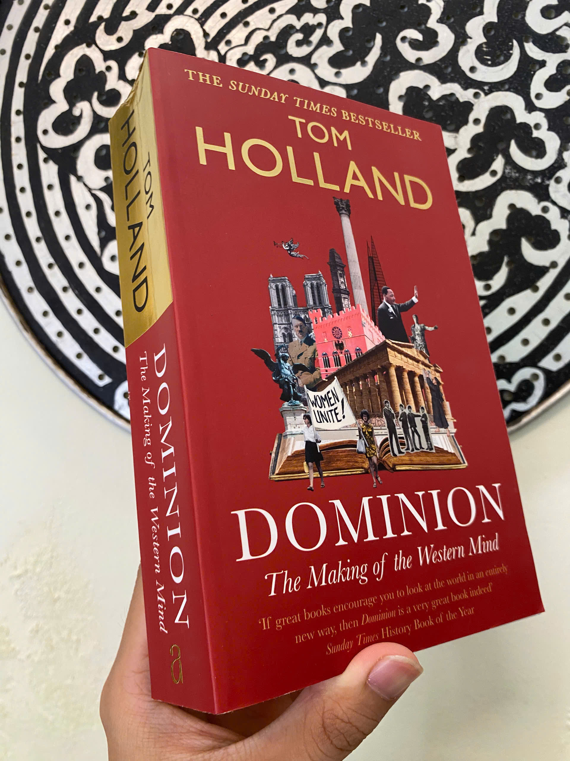 Sách - Dominion: The Making of the Western Mind by Tom Holland | English Christianity History Book