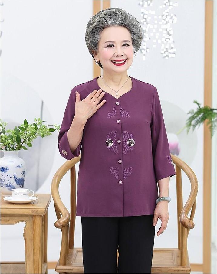 Bộ quần áo cho người già van tron