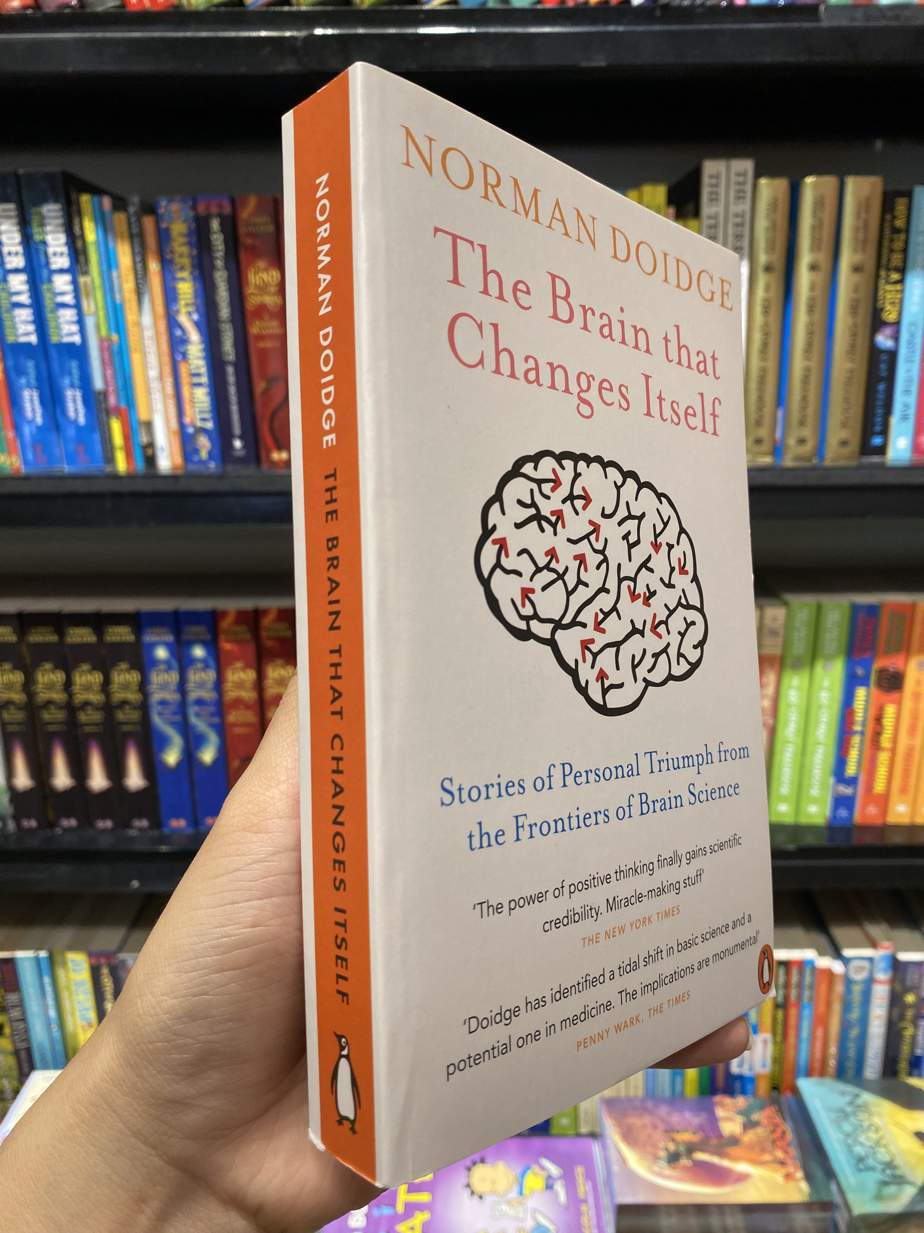 Sách - The Brain that Changes Itself by Norman Doidge - Sách Ngoại văn - English Book - Nhập khẩu UK