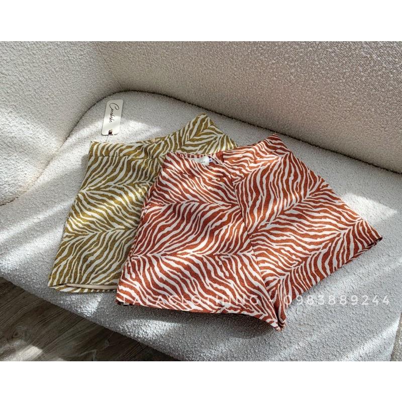Quần short nữ hoạ tiết Lalaclothing