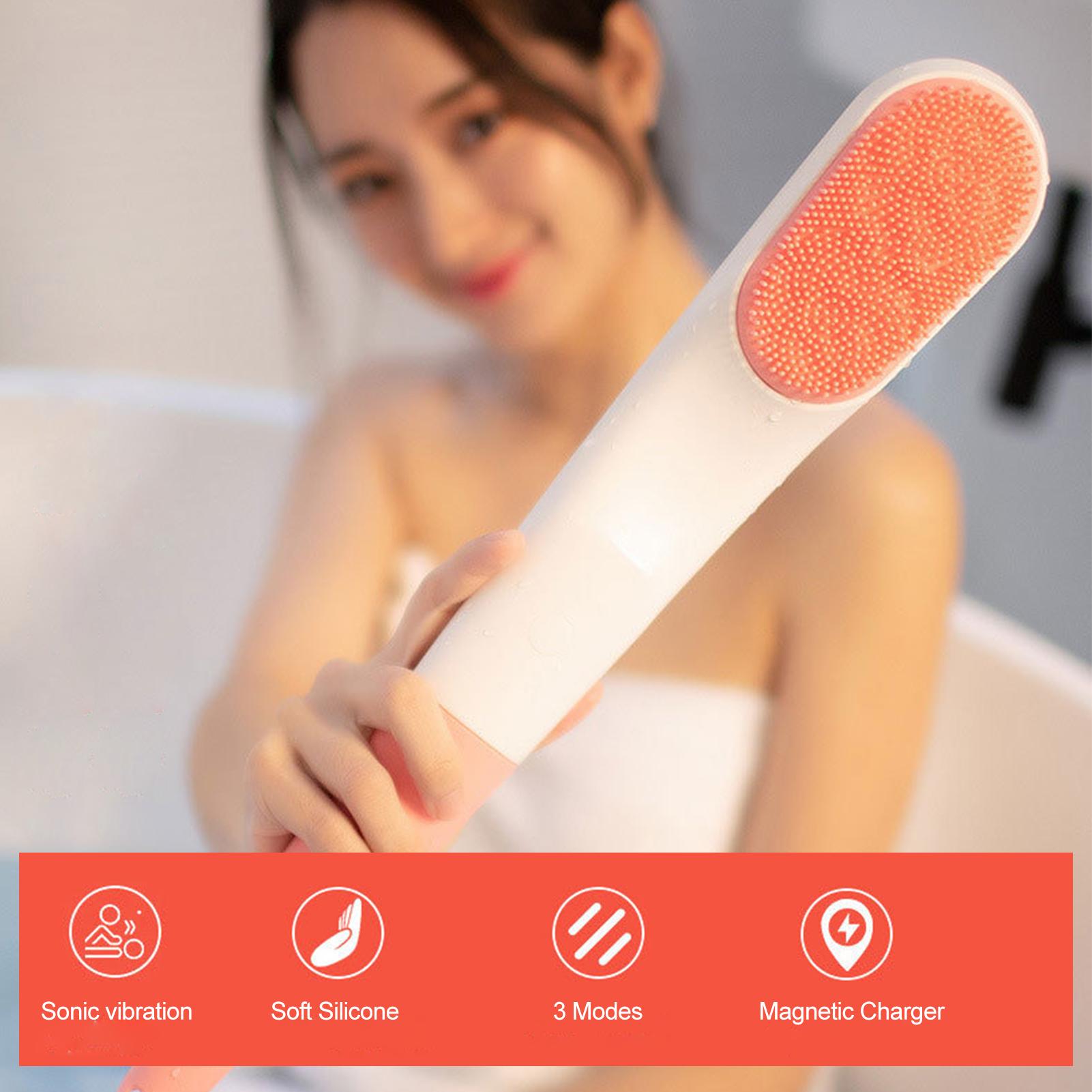 Bàn chải bằng điện, chất liệu silicon, giúp tẩy tế bào chết, massage