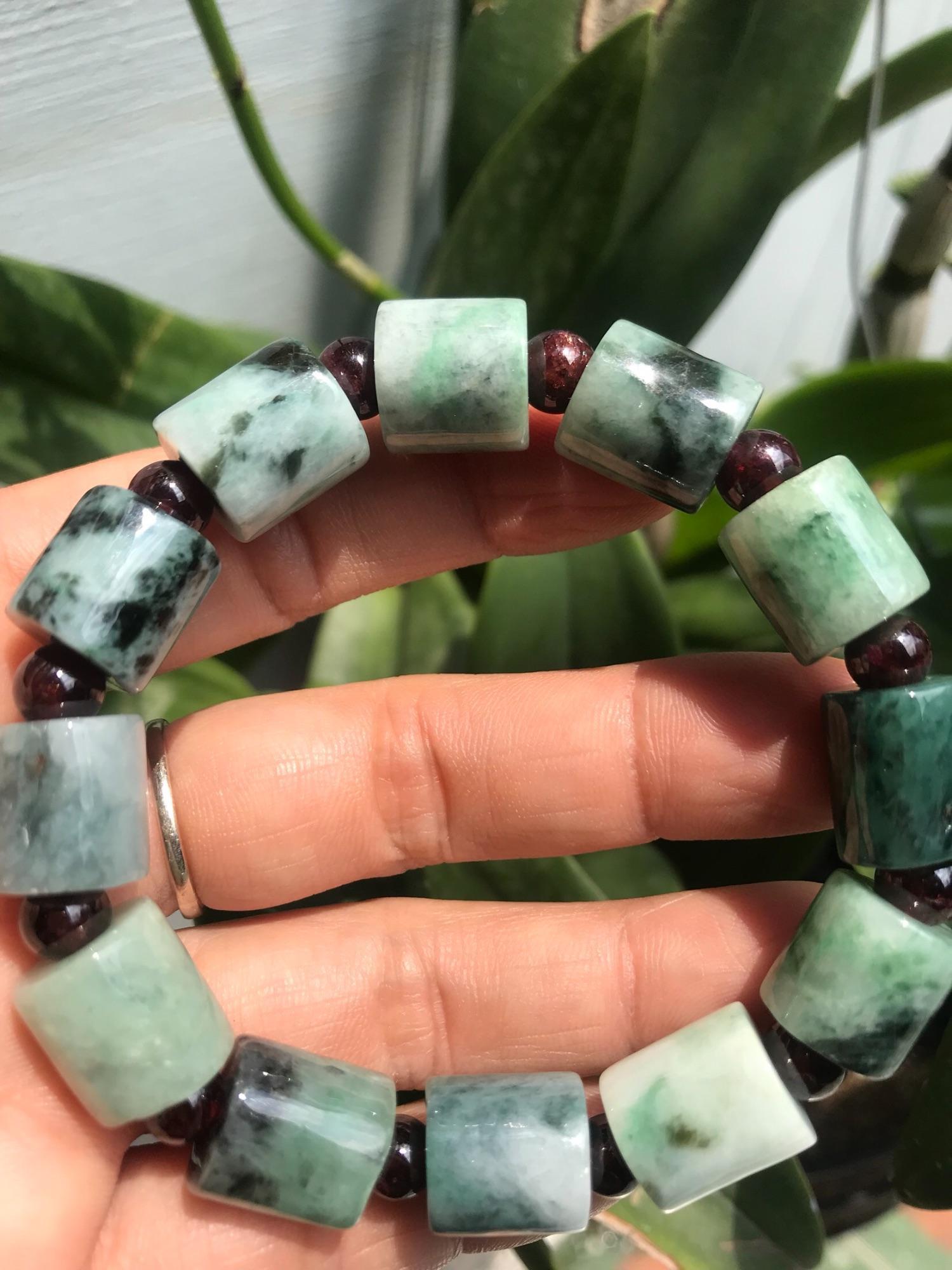 VÒNG CẨM THẠCH KHÚC TỰ NHIÊN XANH NAM ĐEO size 12mm dài 14mm