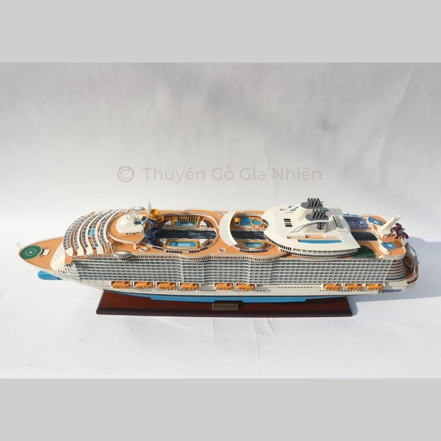 Mô Hình Thuyền Gỗ Trang Trí Phong Thủy Dạng Thuyền Du Lịch HARMONY OF THE SEAS Chính Hãng, Hàng Xuất Khẩu Chất Lượng Cao