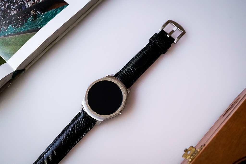Dây đeo da đà điểu cho đồng hồ Samsung và Huawei Size 20 - 22 - Khâu tay thủ công - Màu đen
