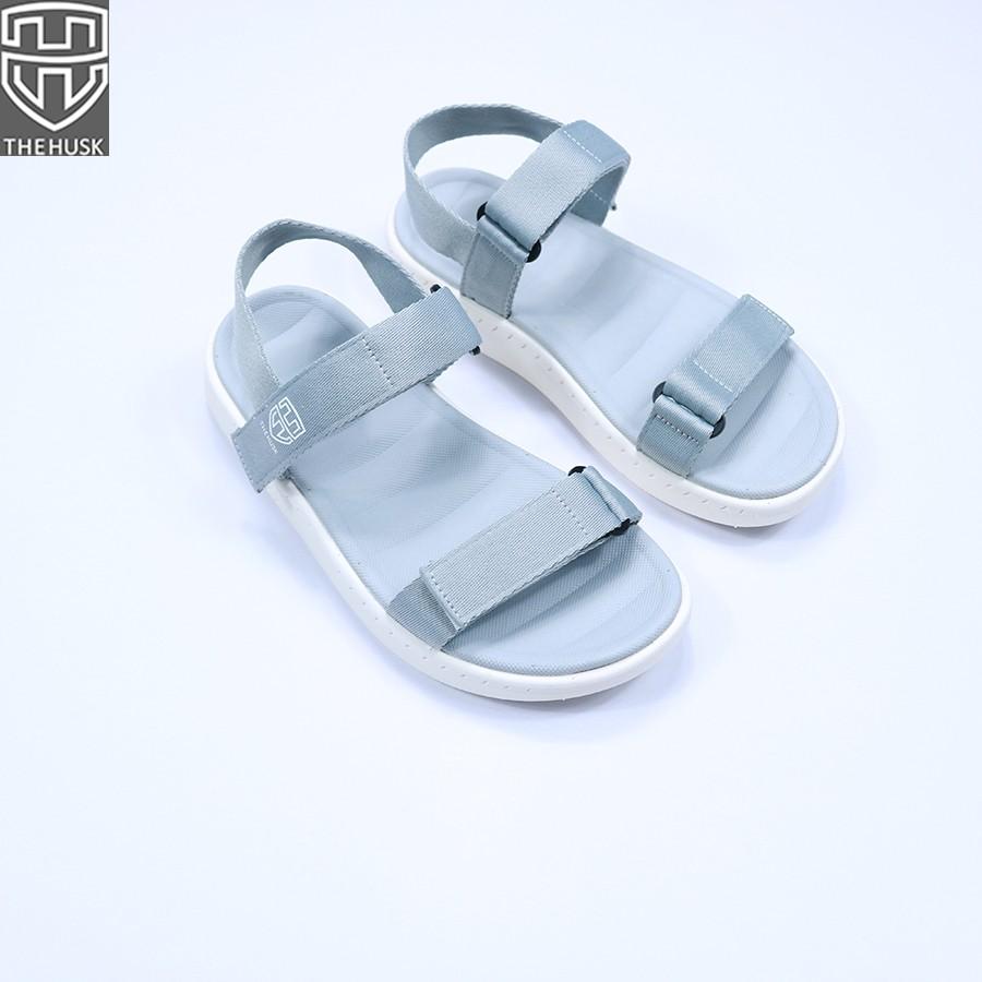 Giày Sandals Nữ HuuCuong &amp; TheHusk 2 Quai Ngang Màu Xám Đế Trắng - TH10
