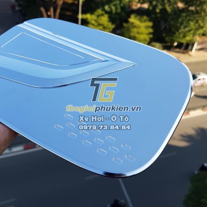 Ốp nắp bình xăng Kia Sorento 2021 mạ Crom