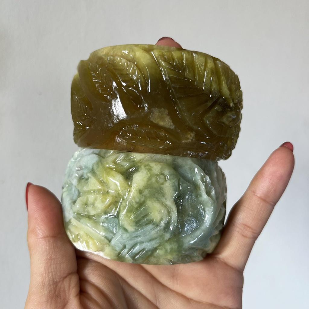 Vòng tay chạm hoa ngọc thật bản ôm