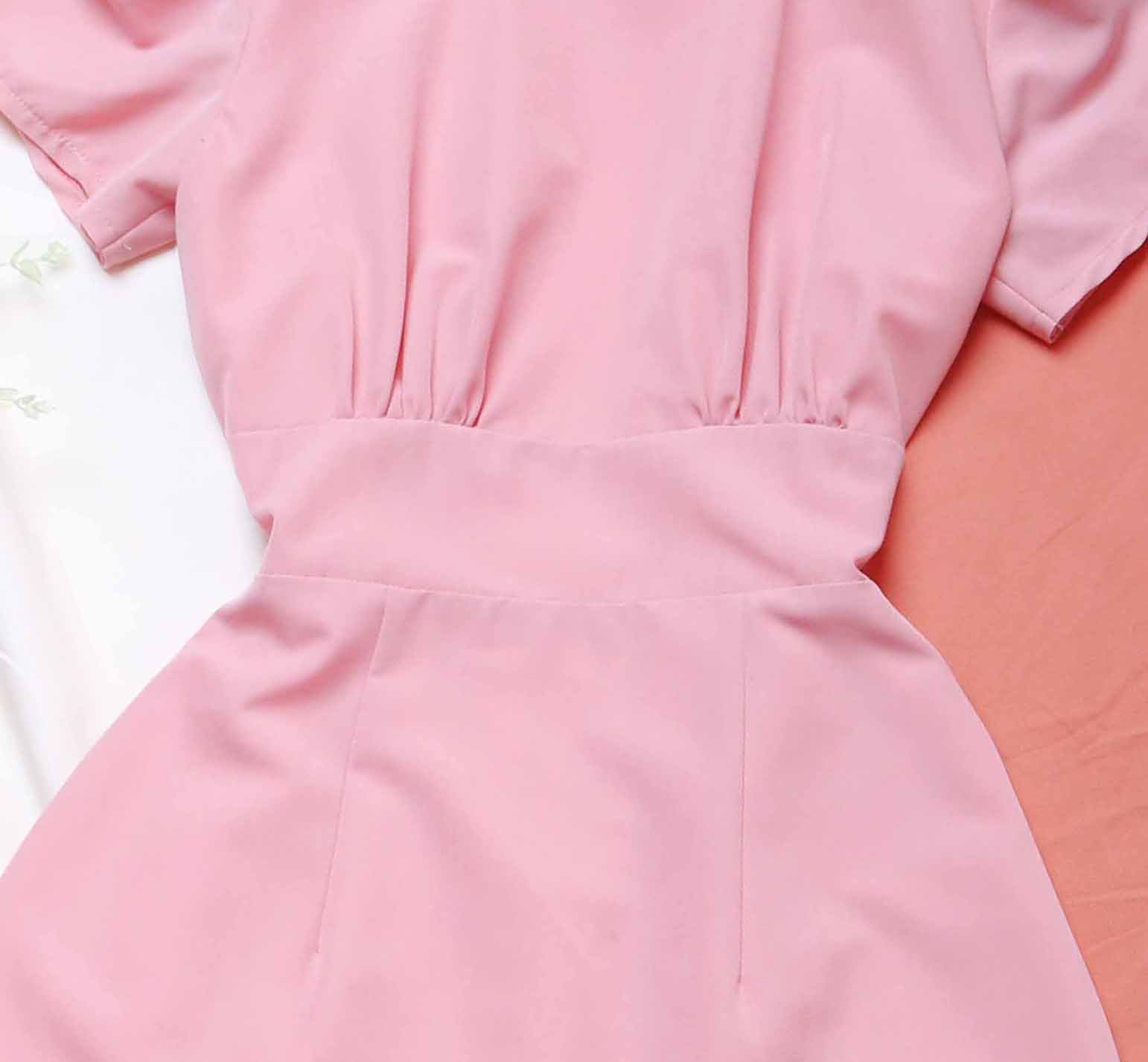 Đầm công sở hồng xinh thiết kế xòe đuôi cá tay ngắn thời trang hợp đi làm đi tiệc eo tôn dáng che bụng