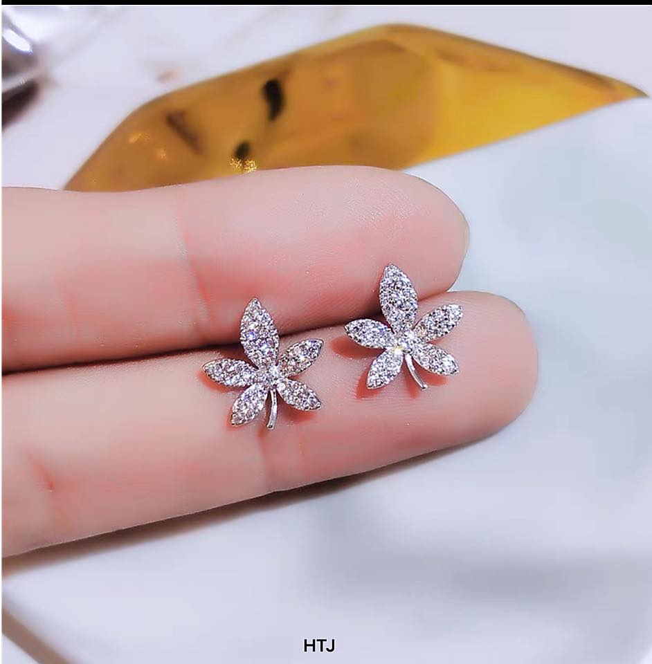 Bộ trang sức bạc hình lá chất liệu bạc MS172