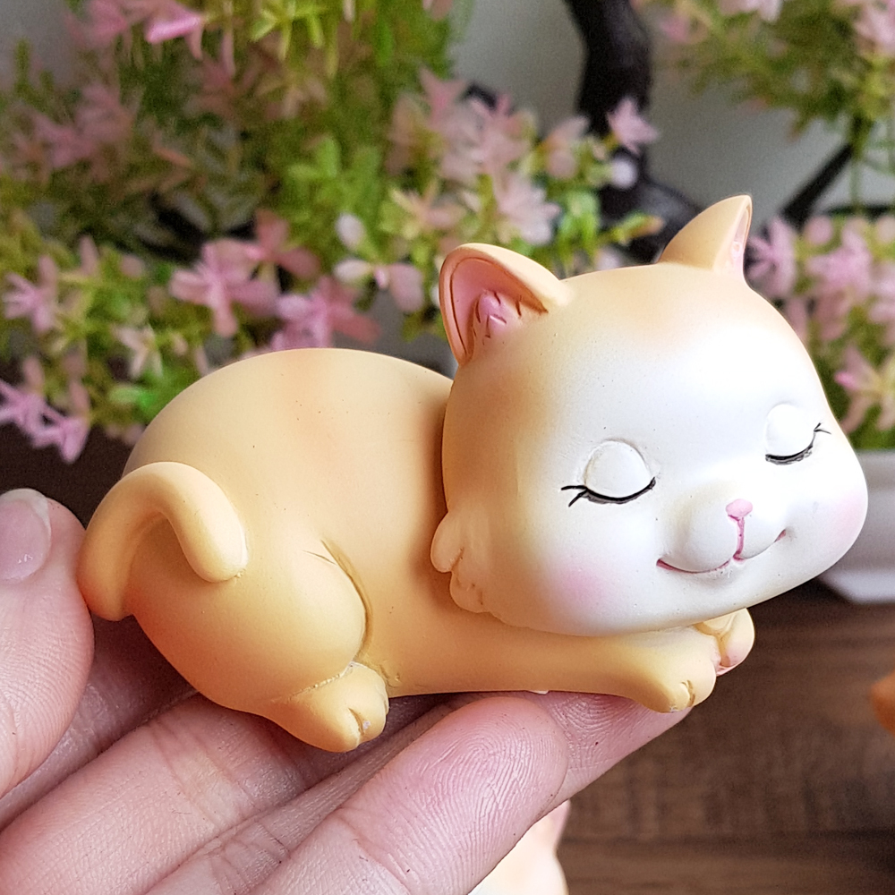 Bộ tượng 06 chú Mèo con lông vàng 4x6cm