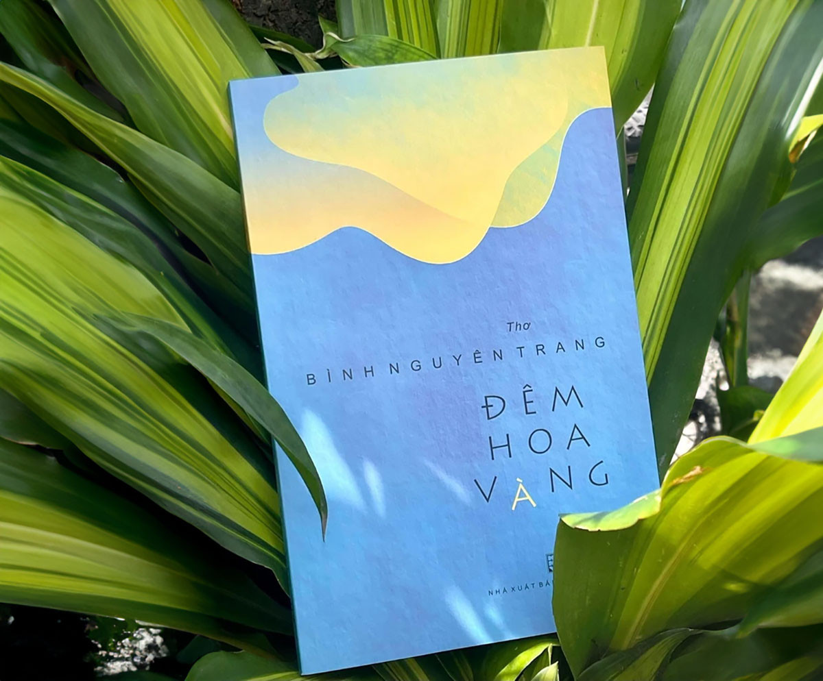 Đêm hoa vàng (Thơ) - Bình Nguyên Trang