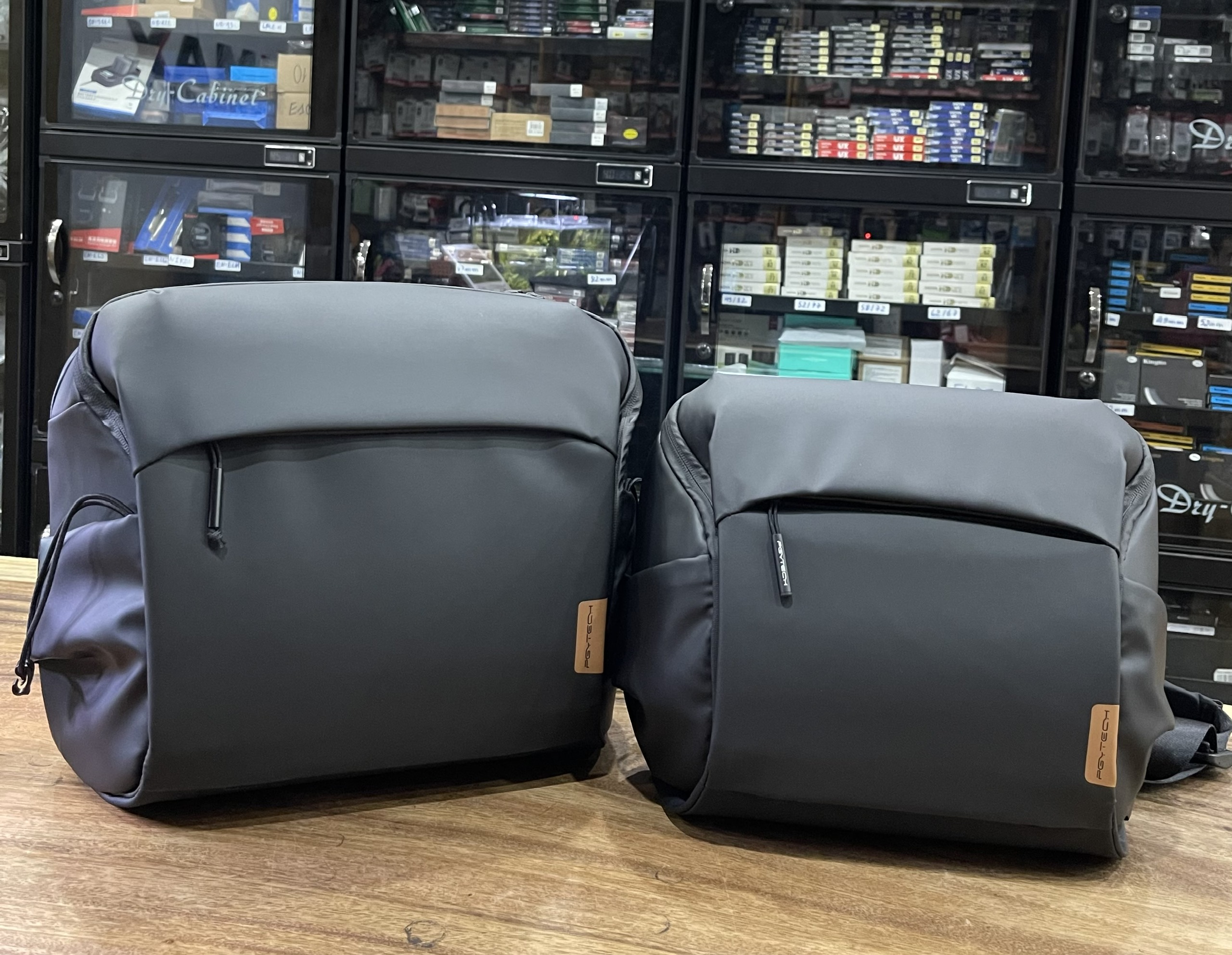 Túi máy ảnh PGYTECH OneGo Shoulder Bag 10L - Hàng chính hãng