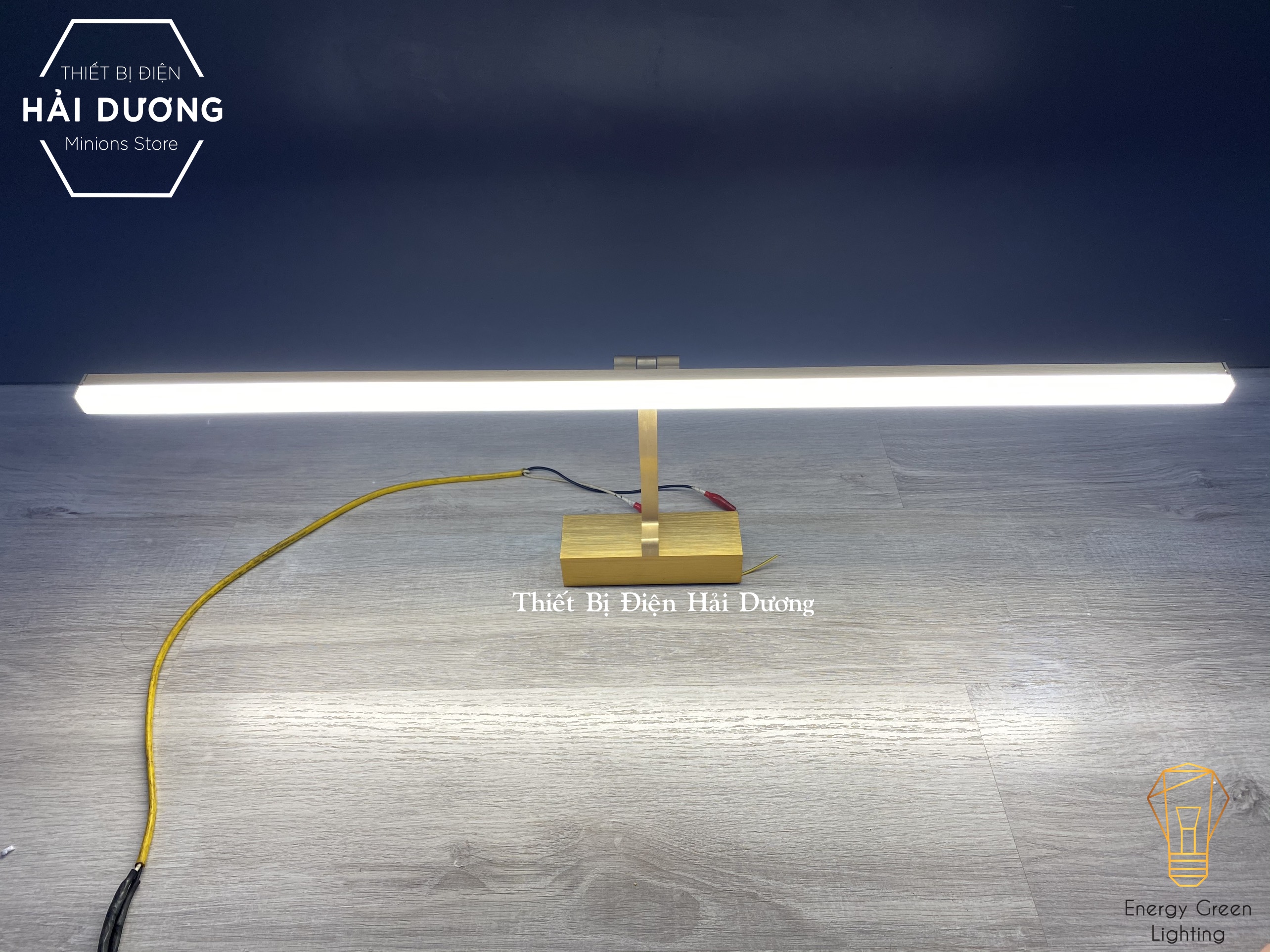 Đèn soi tranh - Đèn rọi gương Led Model 8018 120cm 24w 3 Chế Độ Ánh Sáng - Điều chỉnh được góc chiếu