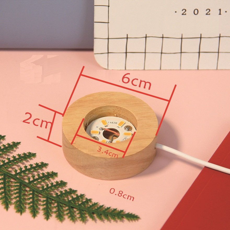 Qùa tặng pha lê hệ mặt trời 6cm ý nghĩa kèm đế đèn gỗ ánh sáng trắng
