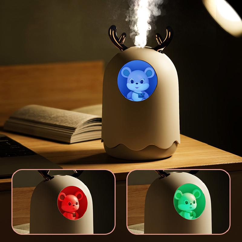 Máy Tạo Độ Ẩm Không Khí Mini Hộ Gia Đình Nhỏ Dưỡng Ẩm Thơm Xe Ô Tô Sáng Tạo Hình Thú Dễ Thương Gấu USB Tạo Độ Ẩm