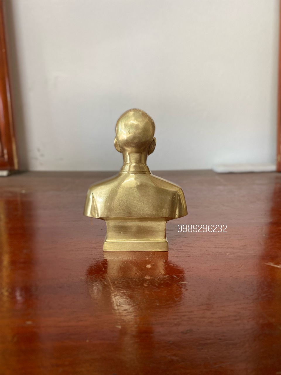 Tượng Bác Hồ bằng đồng vàng cỡ nhỏ để bàn - Tượng bác Hồ nhỏ để bàn