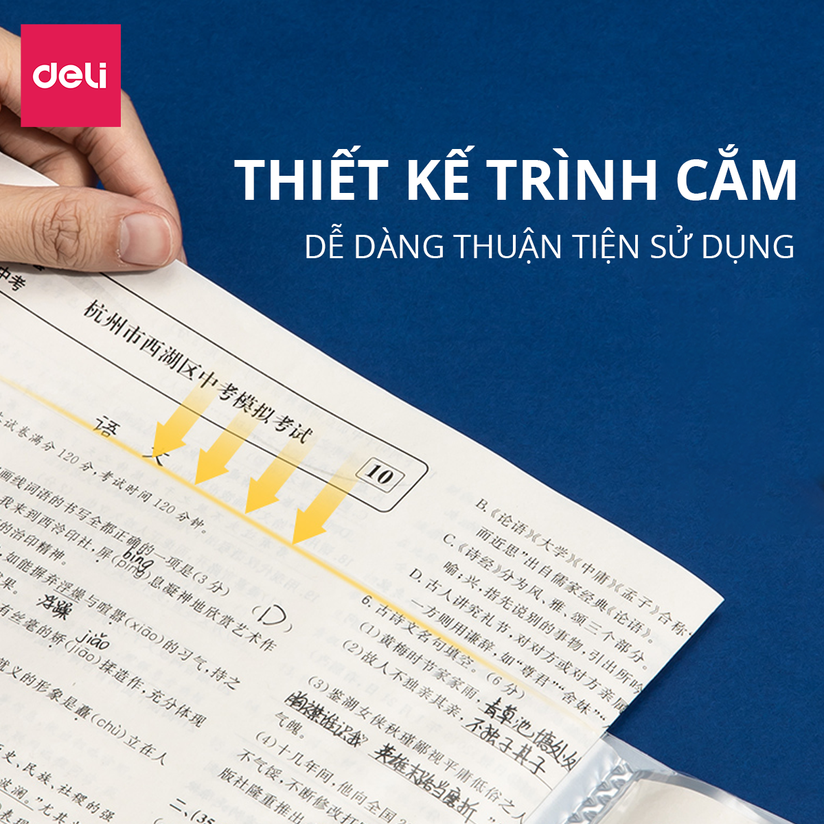 File lá học sinh sinh viên văn phòng khổ A4 Deli - 30/40 lá - Chất liệu nhựa PP cao cấp họa tiết phi hành gia độc đáo xinh xắn - 72665 / 72666