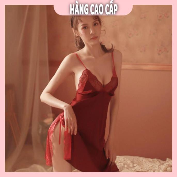 Váy ngủ lụa sexy hai dây ren ngực vạt xẻ tà gợi cảm với màu đỏ quyến rũ *